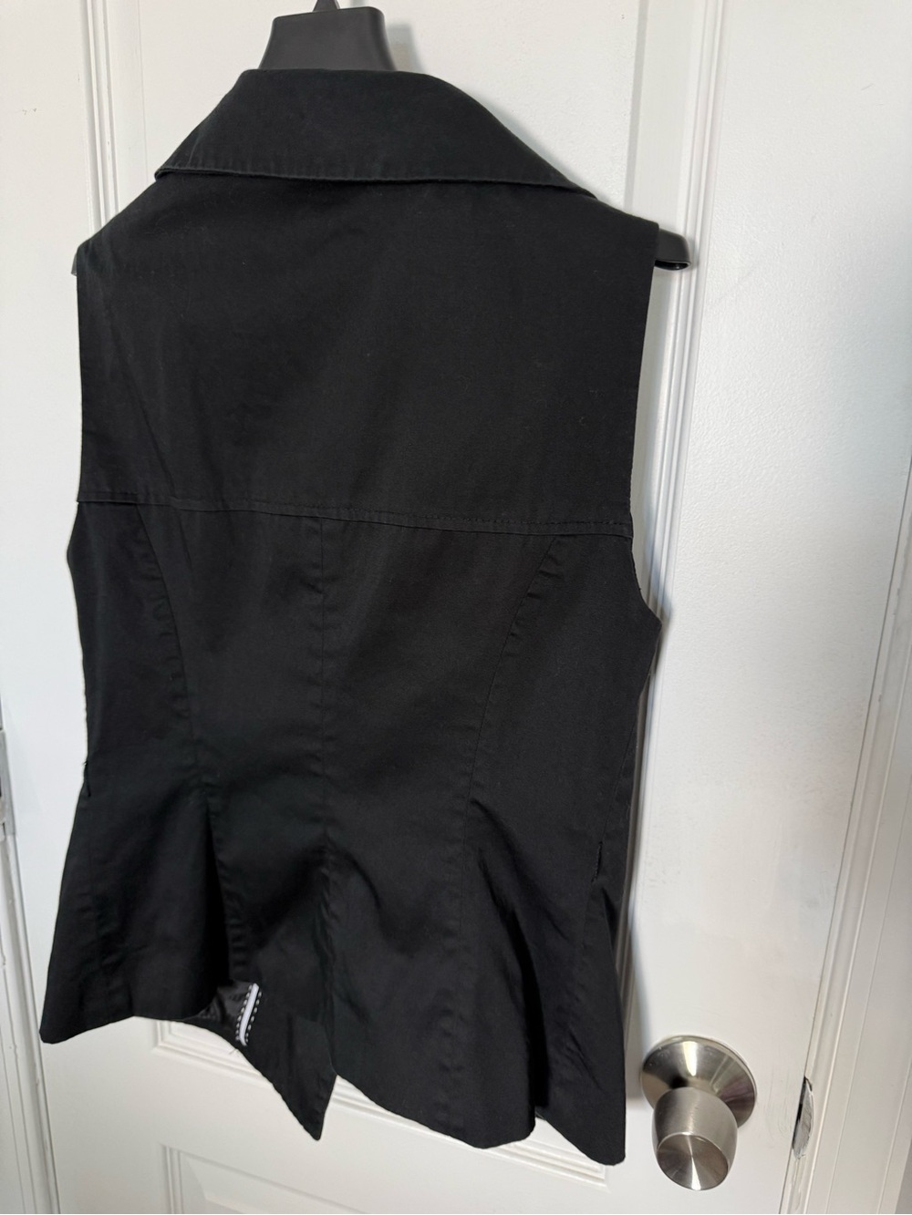 The Limited Black Sleeveless Double-Breasted Vest - Picture 6 of 9